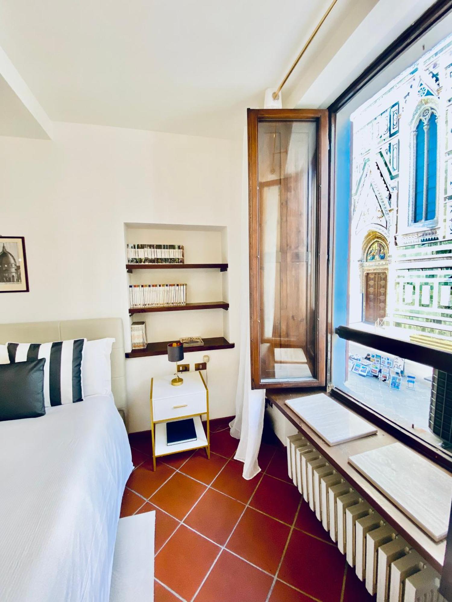 Apartment La Mandorla In Piazza Del Duomo *